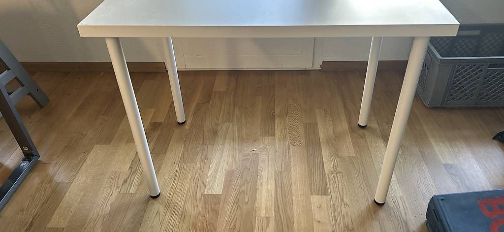 Tavoli: IKEA Tisch Linnmon – Usato da Hendschiken venduto da sil_8r8v 1