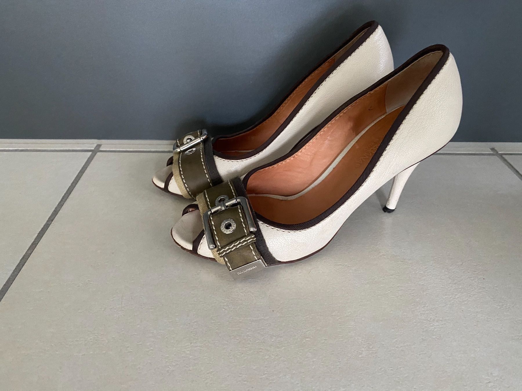 Dolce & Gabbana Scarpe da donna: Dolce gabbana Schuhe Grosse 38 – Usato da Alpnach Dorf venduto da ljusja