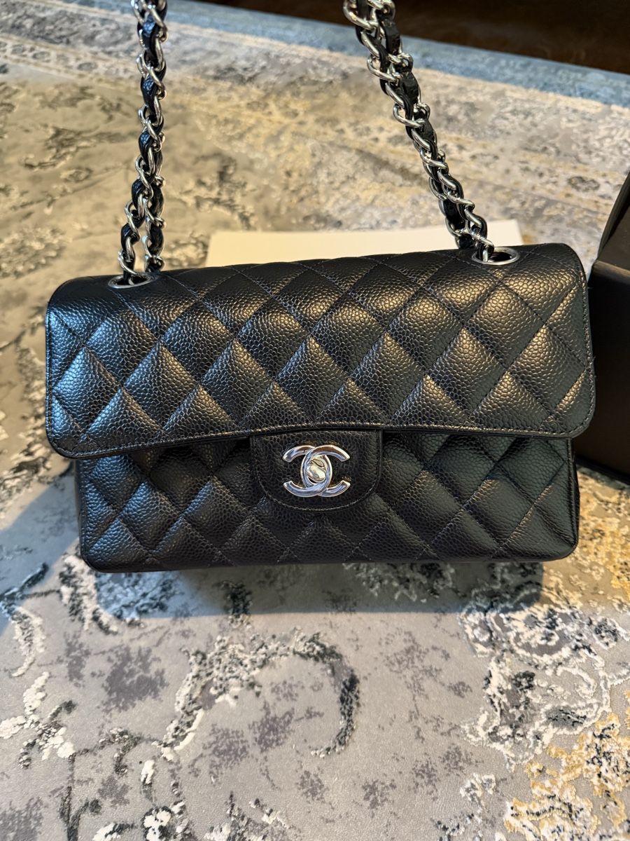 Chanel Borse da donna: Chanel Flap Bag klein – Nuovo (secondo la descrizione) da Gossau ZH venduto da shpresa105