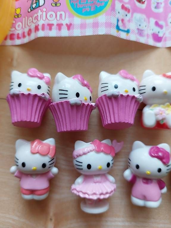 Hello Kitty Statuette: Hello Kitty Figuren – Nuovo (secondo la descrizione) da Flaach venduto da nad_xpb7 4