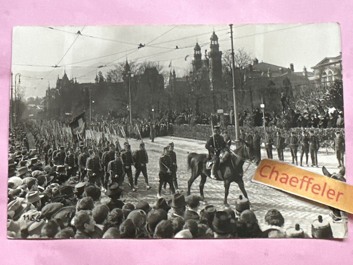 Ansichtskarten: 1916 Einmarsch in Zürich – Gebraucht aus Zürich von Chaeffeler