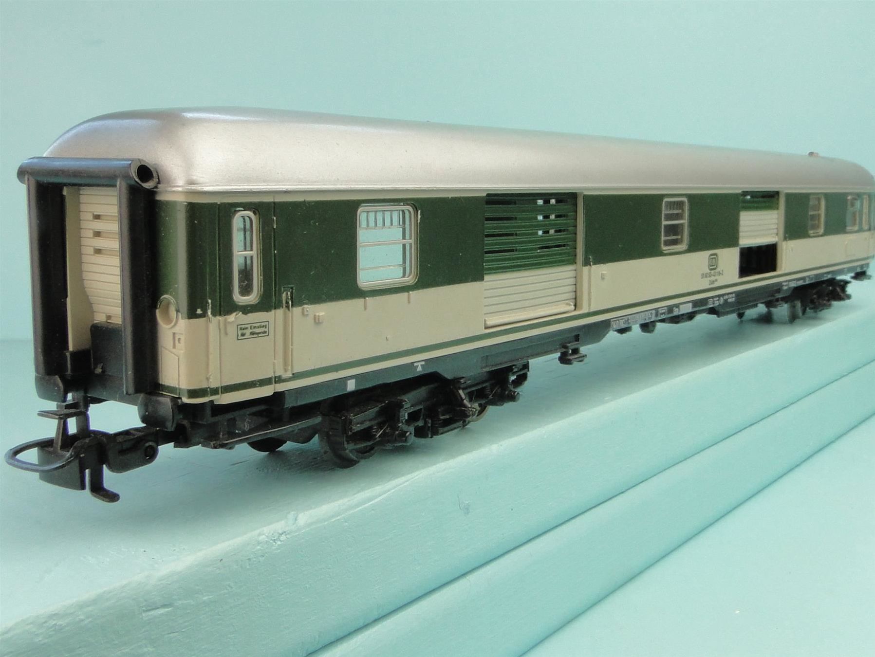 Märklin Modellini di ferrovie: Märklin DB Gepäckwagen – Usato da Bülach venduto da cann11