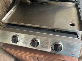 Gasgrill Ohmex mit 3 Brennern und Unterschrank gebraucht