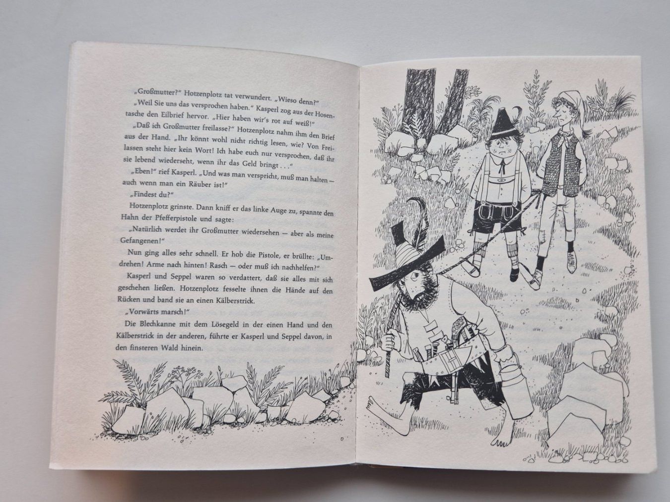 Libri: Neues vom Räuber Hotzenplotz  💰🎩 – Usato da Niederweningen venduto da Obson 2
