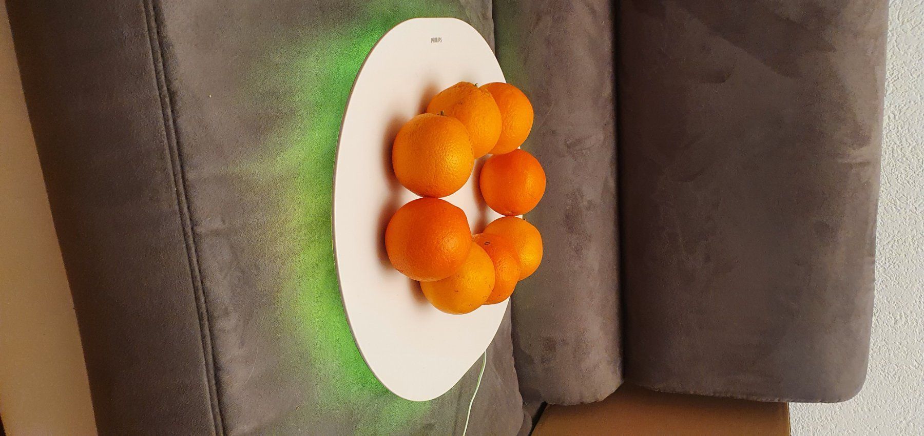Teller: LED Platter Philips – Gebraucht aus Kriens von natalia.lang 2