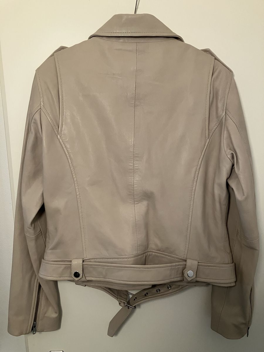 Giacche: Lederjacke HOLLIES, neu, beige Gr. 40 – Nuovo e nell'imballaggio originale da Luzern venduto da Zauberbaum 2