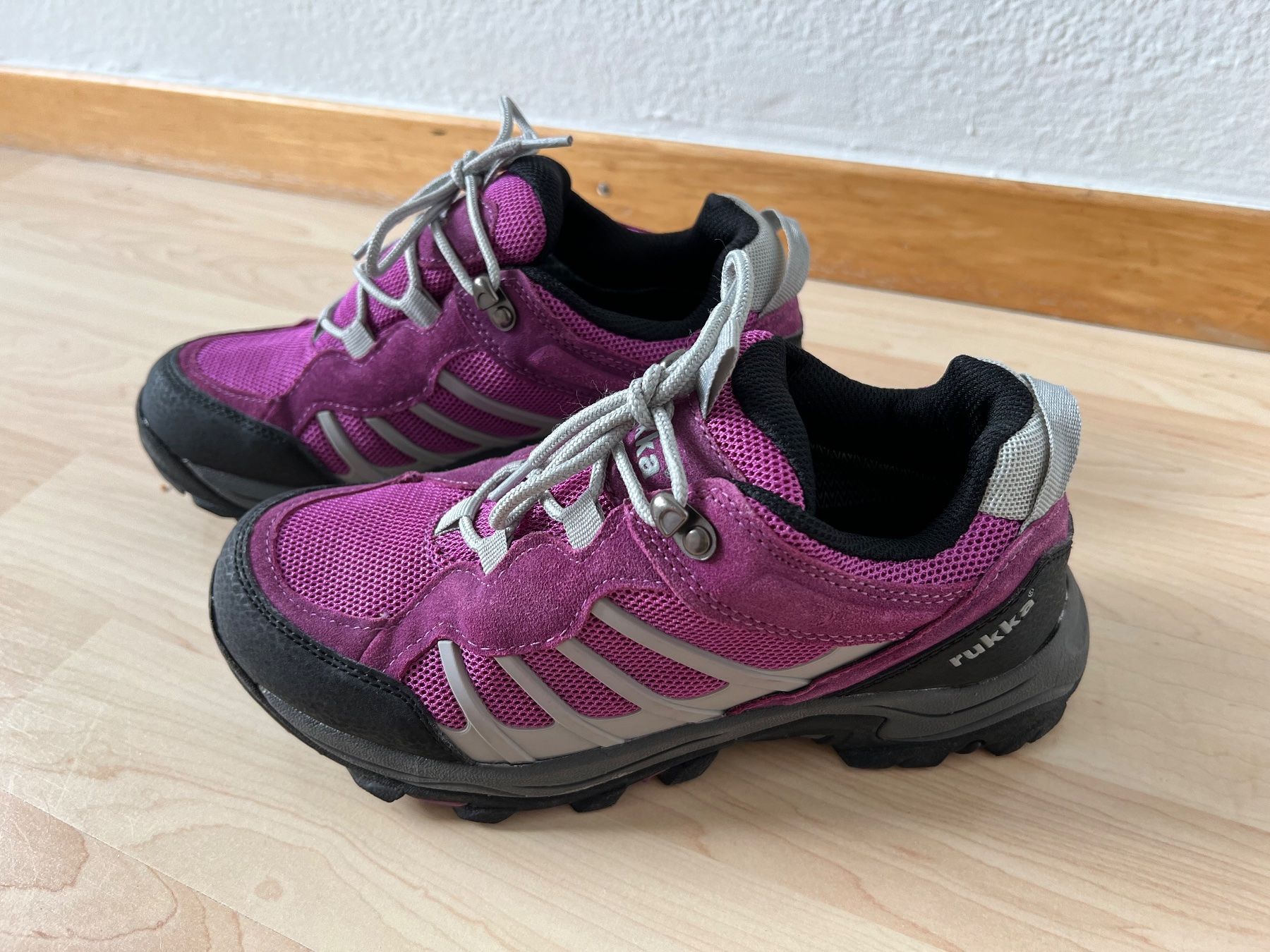 Rukka Schuhe für Mädchen: Wanderschuhe Trekkingschuhe Rukka Gr. 37 – Gebraucht aus Siebnen von dte_9kmw 1