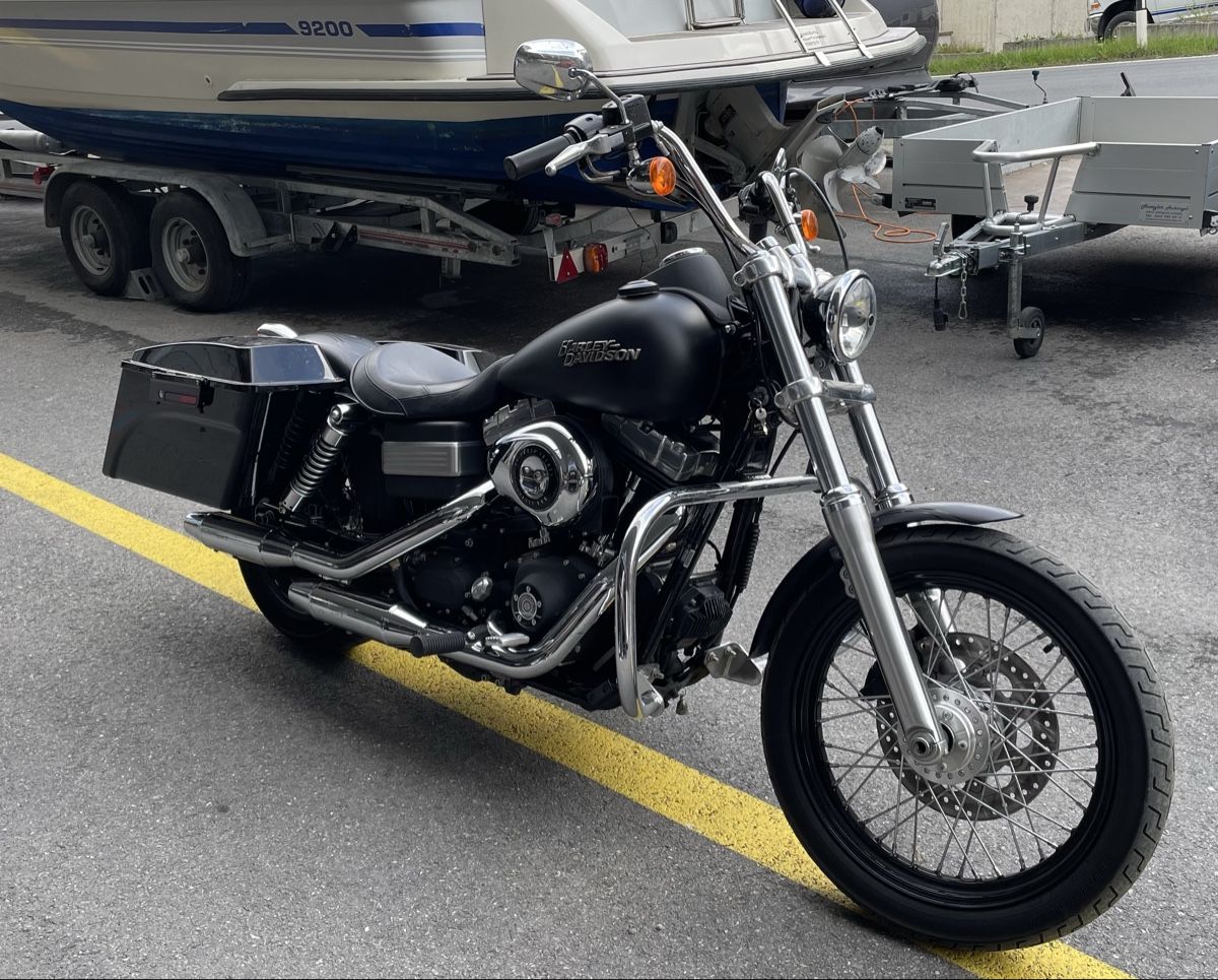 Chopper: Harley Davidson Dyna FXDB – Gebraucht aus Arth von kraehe82 1