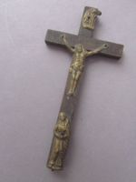 kleines Kruzifix, Holz mit Figur Maria und Jesus, alt