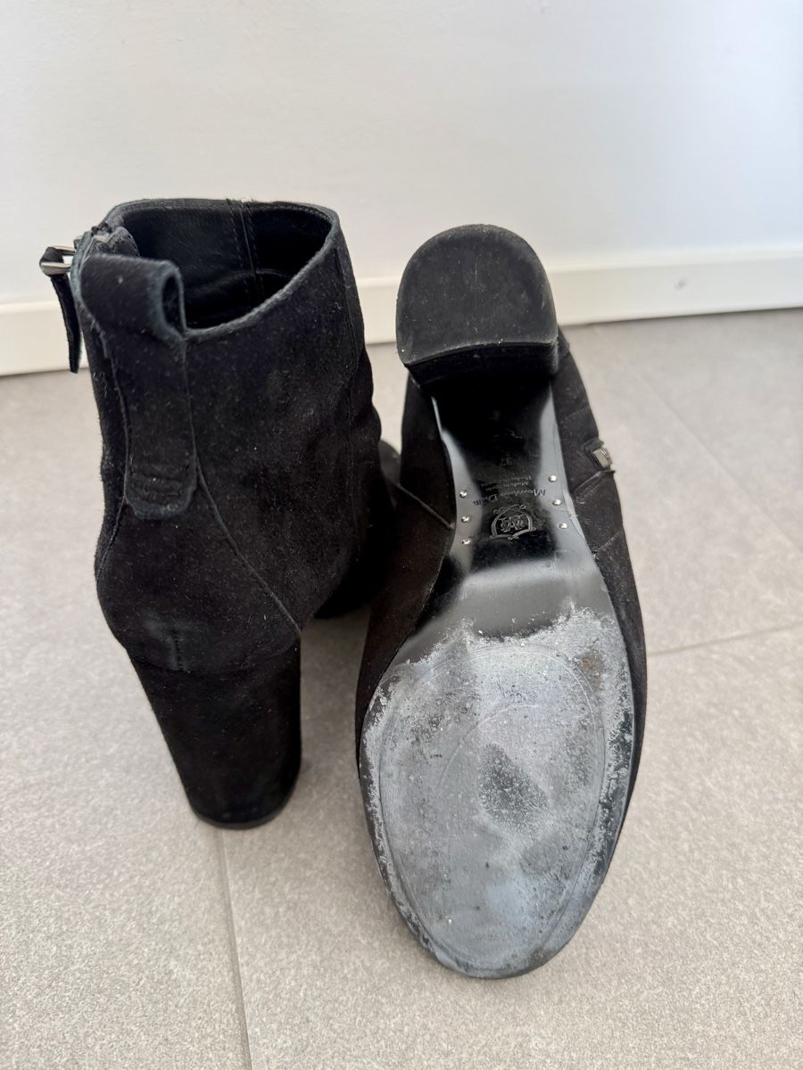 Massimo Dutti Scarpe da donna: Stieflette Massimo Dutti schwarz – Usato da Muri b. Bern venduto da JuHog 2