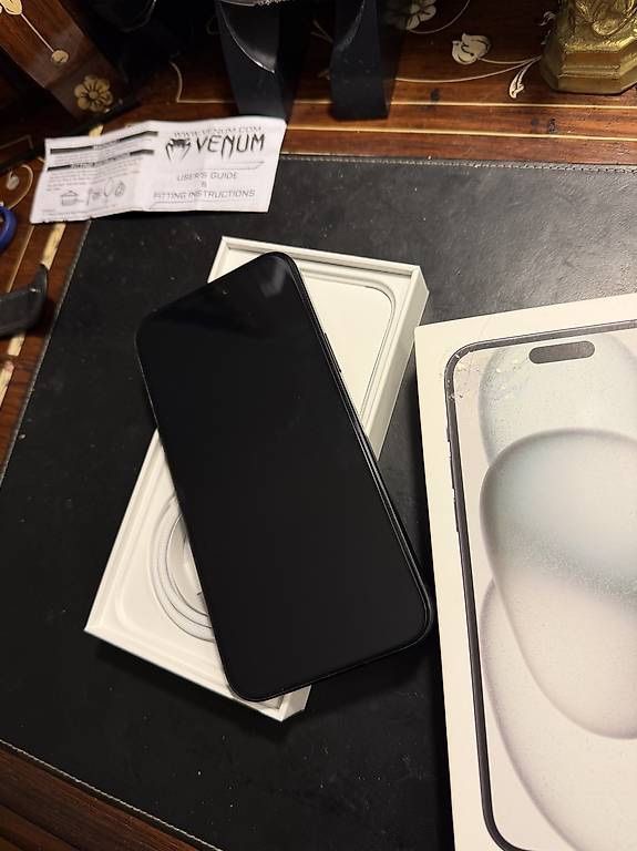 Apple Telefoni cellulari / Smartphones: iPhone 15 Plus  Black 256 GB - Top Zustand, – Usato da Bern venduto da Golem3 3