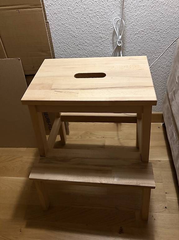 Hocker: Hocker  – Gebraucht aus Basel von Maexwell0886