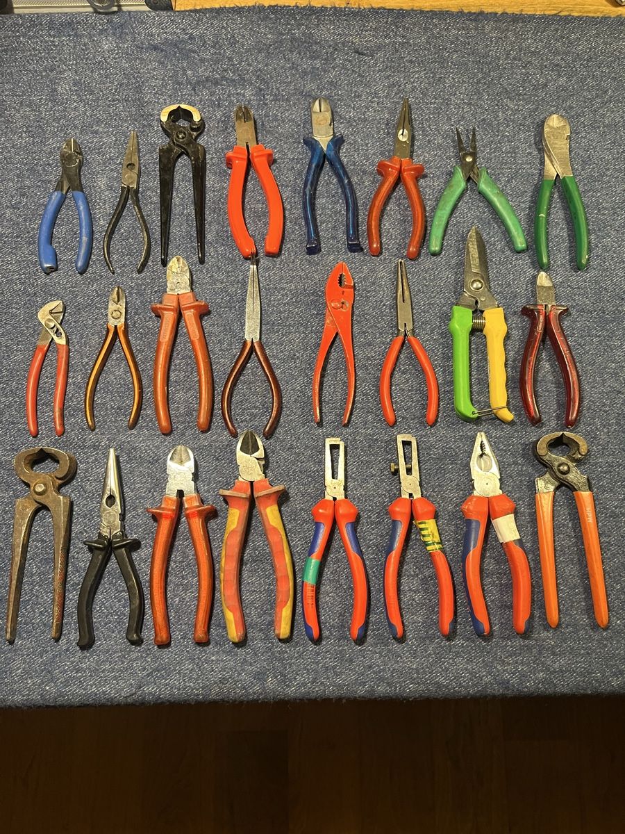 Knipex Tutti gli attrezzi: Werkzeug Sortiment Zangen Set  – Usato da Würenlos venduto da jam_mv8g