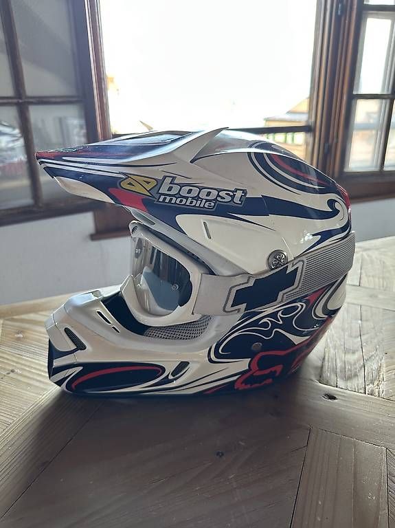 Helme & Visiere: Casque Motocross avec Housse – Gebraucht aus Vionnaz von santolaria