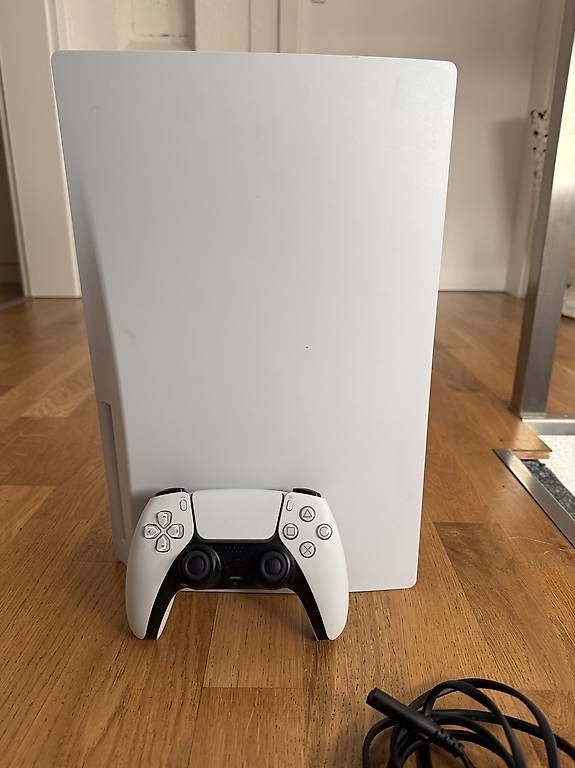 Consoles: PlayStation 5 Disc Edition mit Controller – D'occasion à Oberriet SG par tri_75qr 3