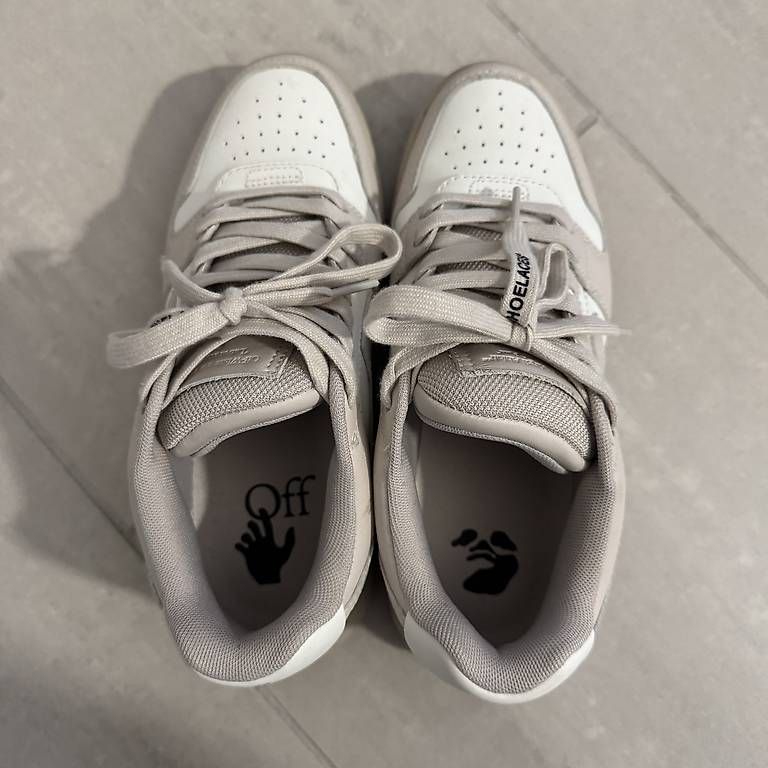 Off-White Herrenschuhe: Off White Sneaker "out of office" Gr37 – Gebraucht aus Kriens von spl_12 2