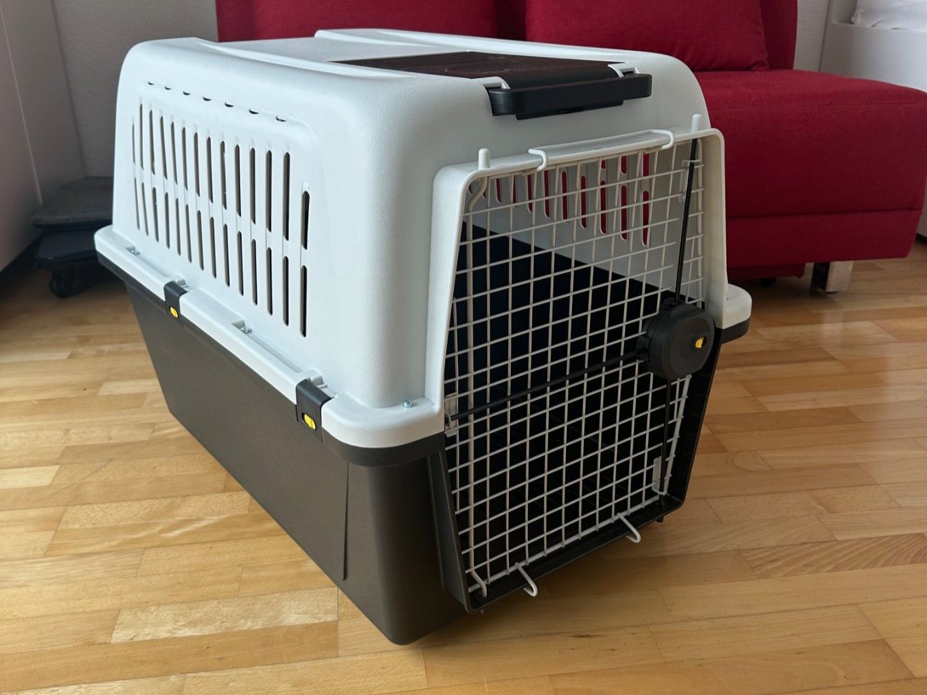 Ferplast Gabbie, trasporto & Sicurezza: Hundebox – Usato da Rümlang venduto da Viamar 2
