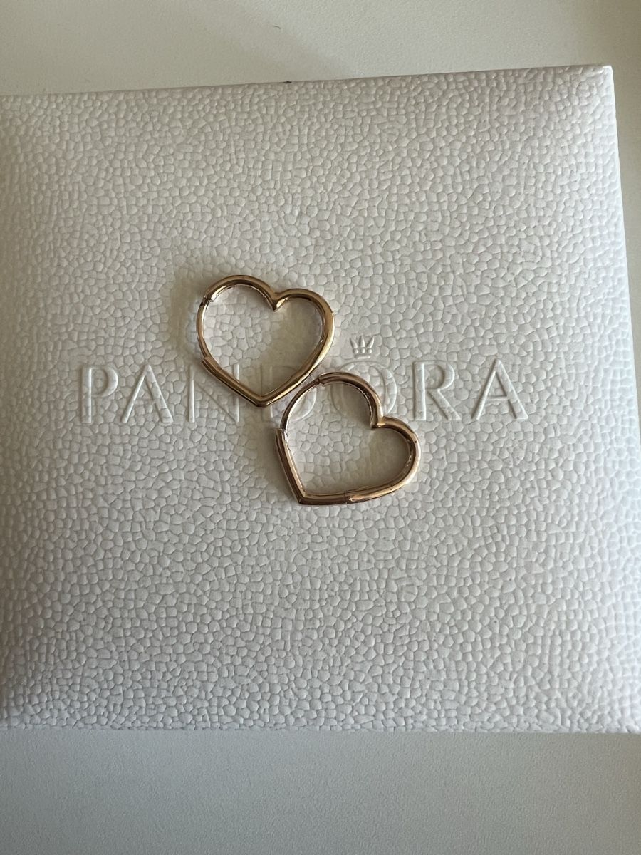 Pandora Ohrringe & -stecker: Pandora Herzohrringe Rosegold – Gebraucht aus Toffen von Vanessa_Germann