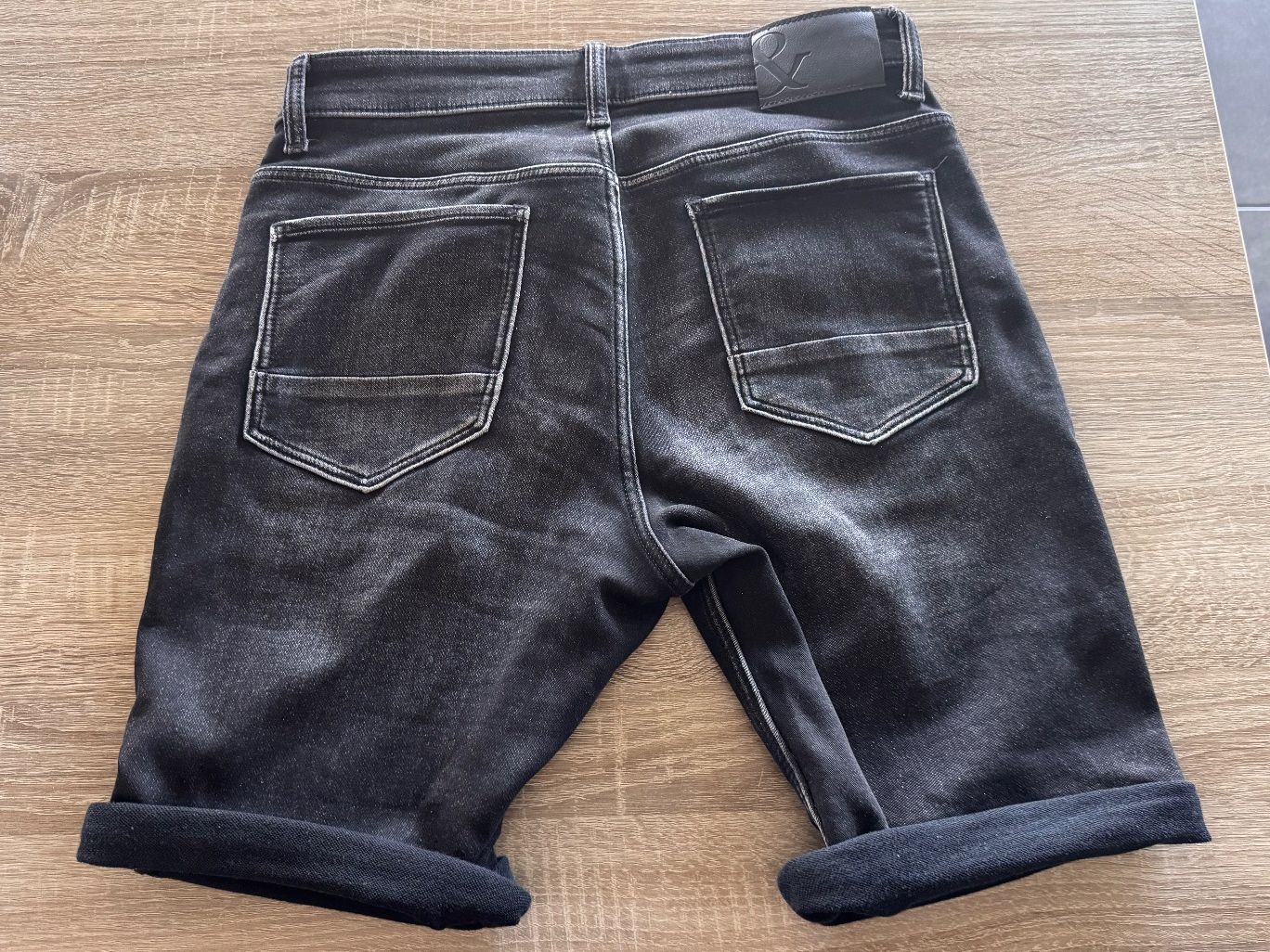 Hosen: Kurze Hose, Gr W30, fast neu – Gebraucht aus Wetzikon ZH von Honegger 1