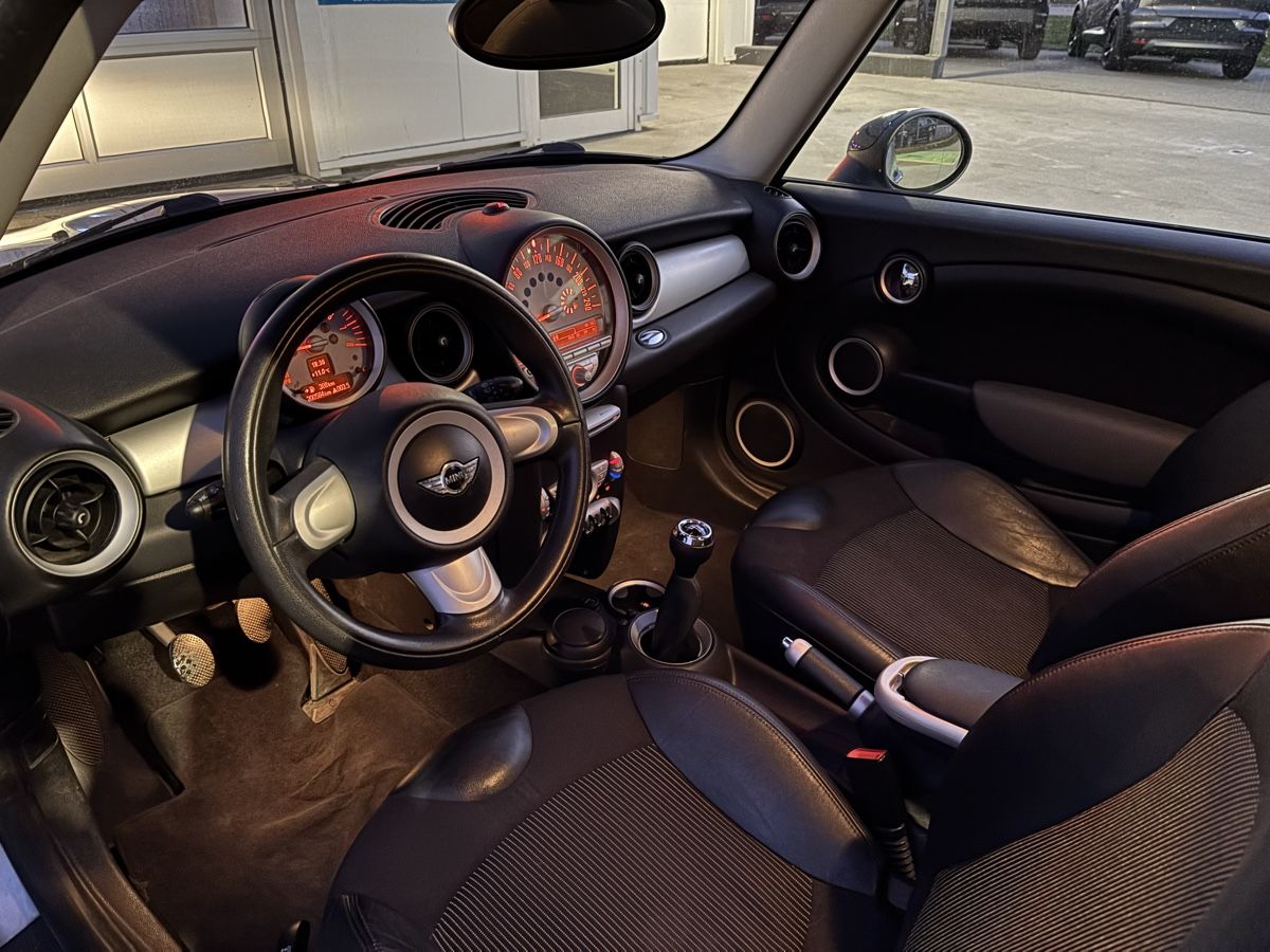 Mini Automobili: MINI Cooper Facelift 1.6 – Usato da Dulliken venduto da Beki46 6