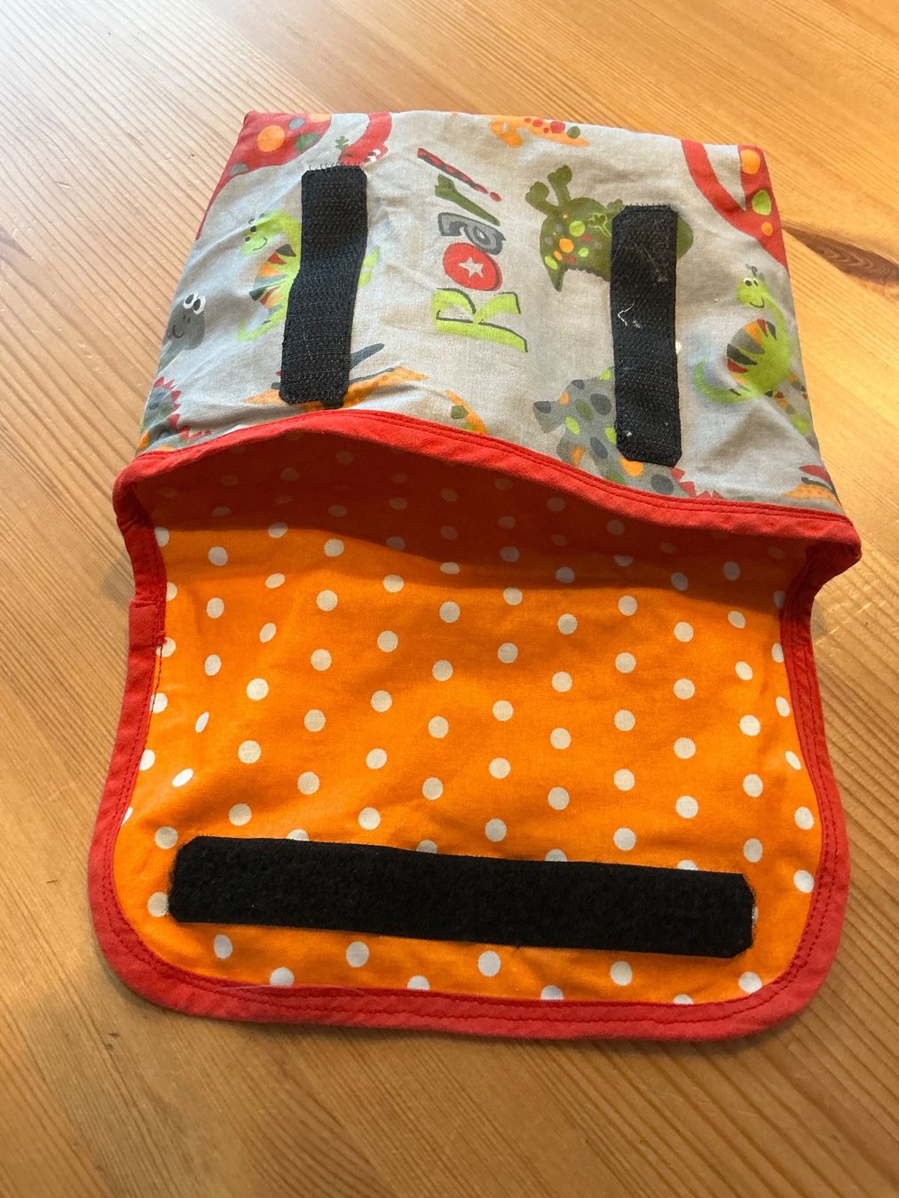 Borse & Zaini: LENKERTASCHE  Dinosauriermuster,  HANDMADE – Usato da Aesch BL venduto da Fortexx 2