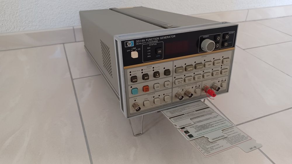 Funktionsgenerator HP3314A 0.01Hz - 20MHz | Kaufen auf Ricardo