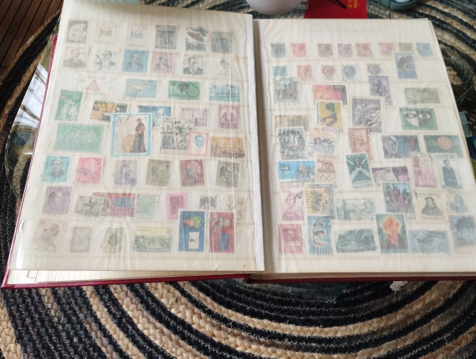 Alle Briefmarken: Briefmarken Sammlung Album  – Gebraucht aus Rümlang von votayouf 1