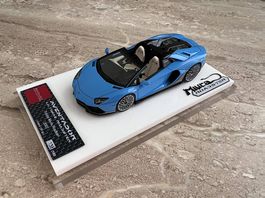 MakeUp Lamborghini Aventador Ultimae Roadster 1:43 limitiert