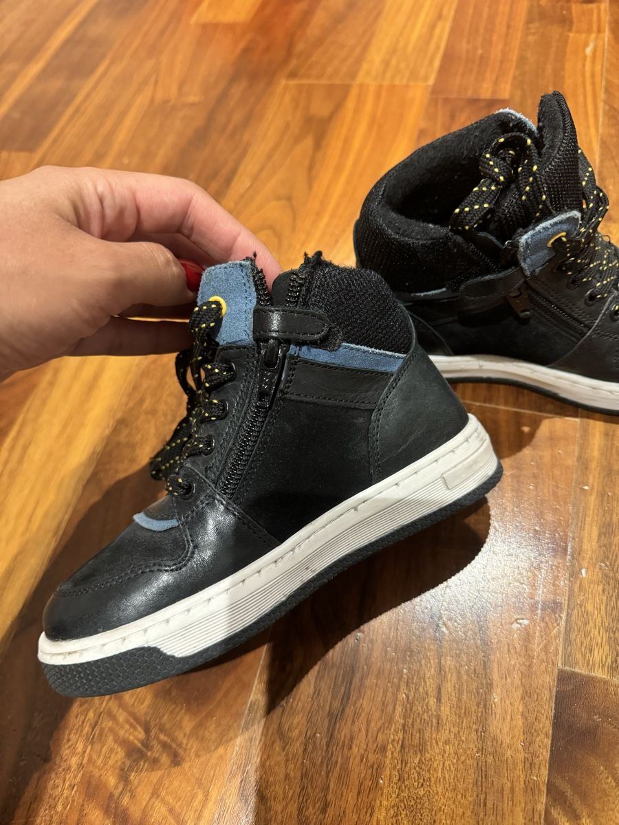 Friboo Scarpe per ragazzi: Kinderschuhe Gr. 27 – Usato da Adliswil venduto da Marylu001 1