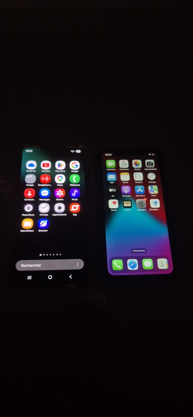 Apple Handys / Smartphones: pack 2. Iphone xr + s21 fe – Gebraucht aus Genève von chay.1