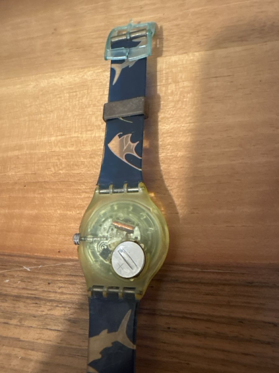 Swatch Orologi: Swatch Uhr mit Fischen dunkelblau alt – Usato da st.gallen venduto da Garagen_Verkauf 1