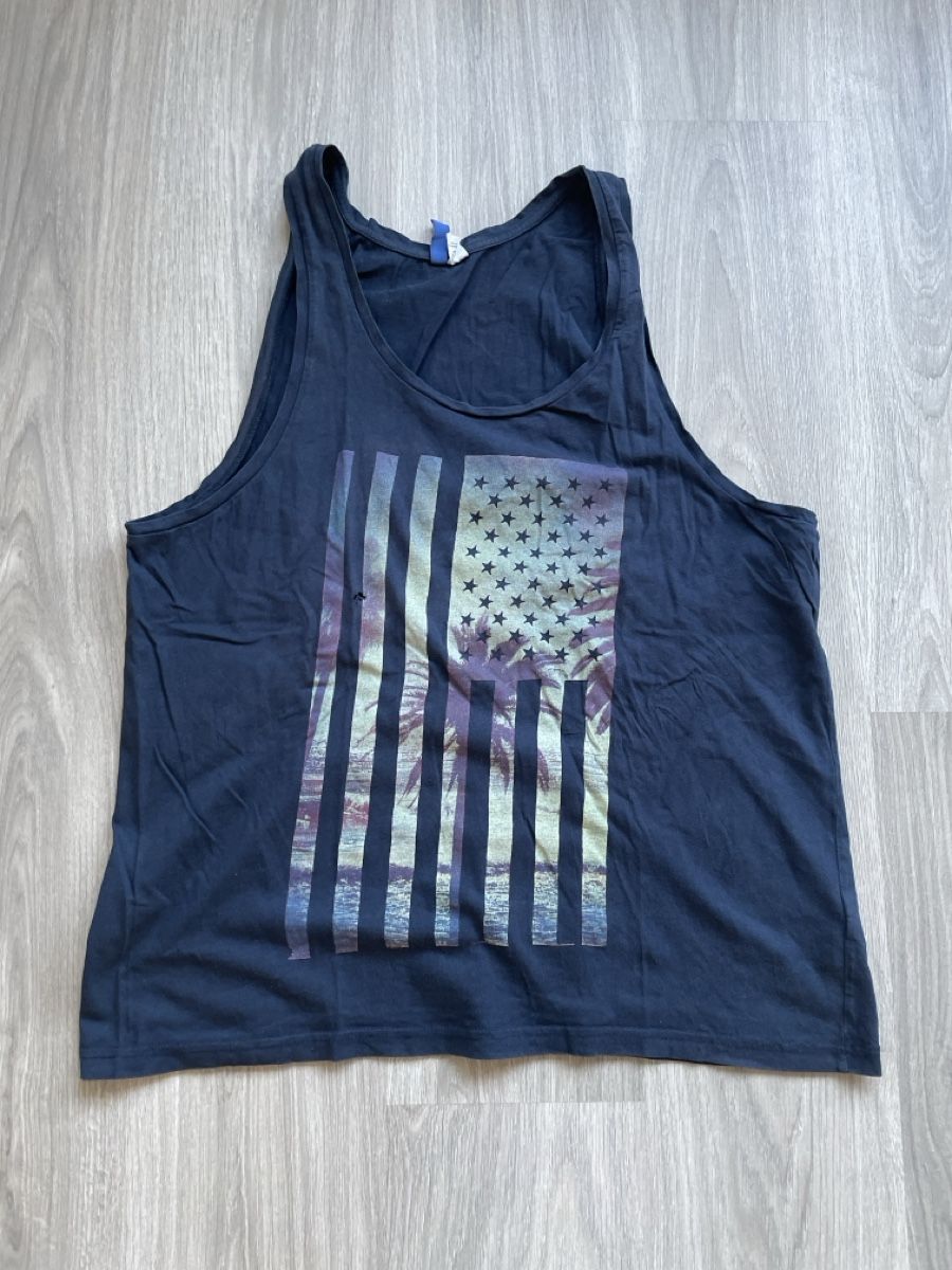 T-shirts: Top mit coolem USA-Print, Grösse L – D'occasion à Biel/Bienne par Bolagol9