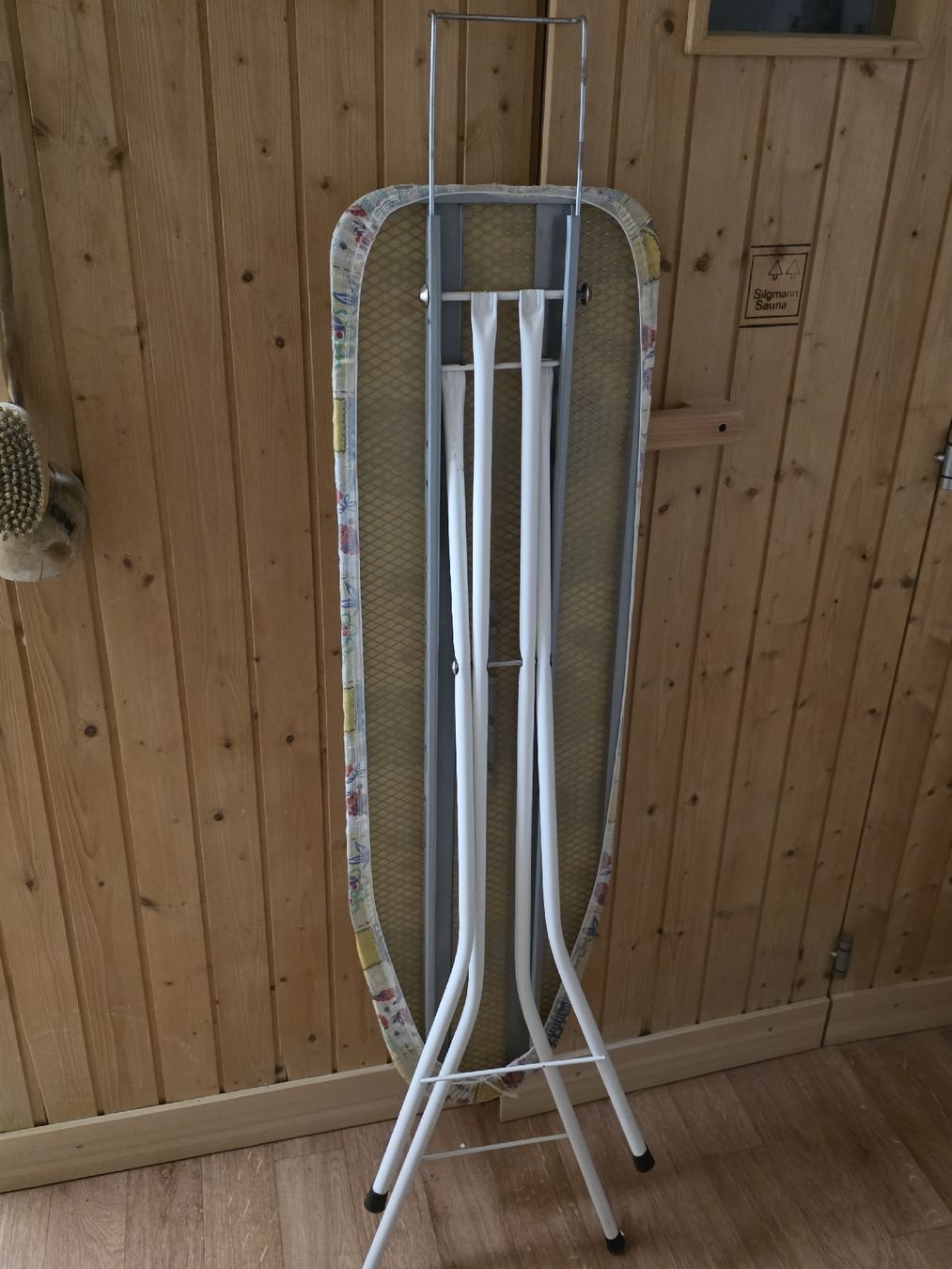 Planches à repasser: Ironing Board – D'occasion à Hinwil par Ehretstock8 1