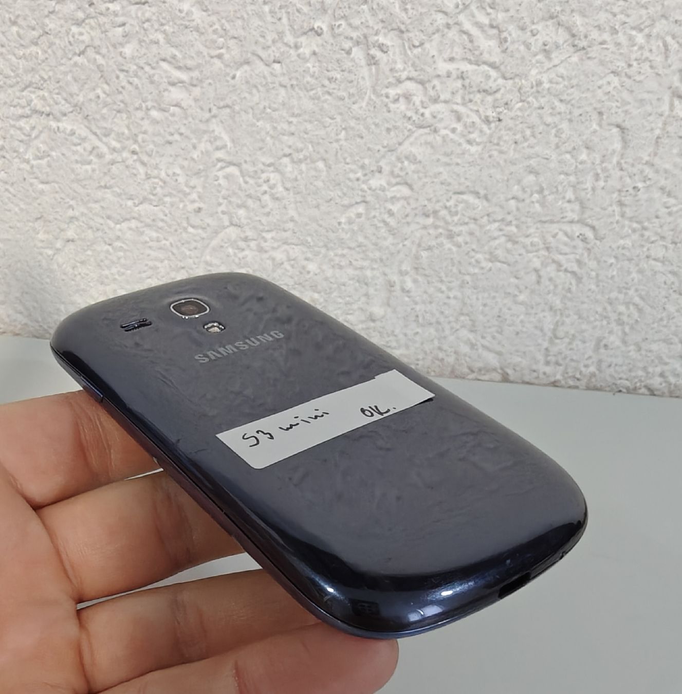 Samsung Telefoni cellulari / Smartphones: Samsung Galaxy S3 Mini – Usato da Ehrendingen venduto da Rocky985 3