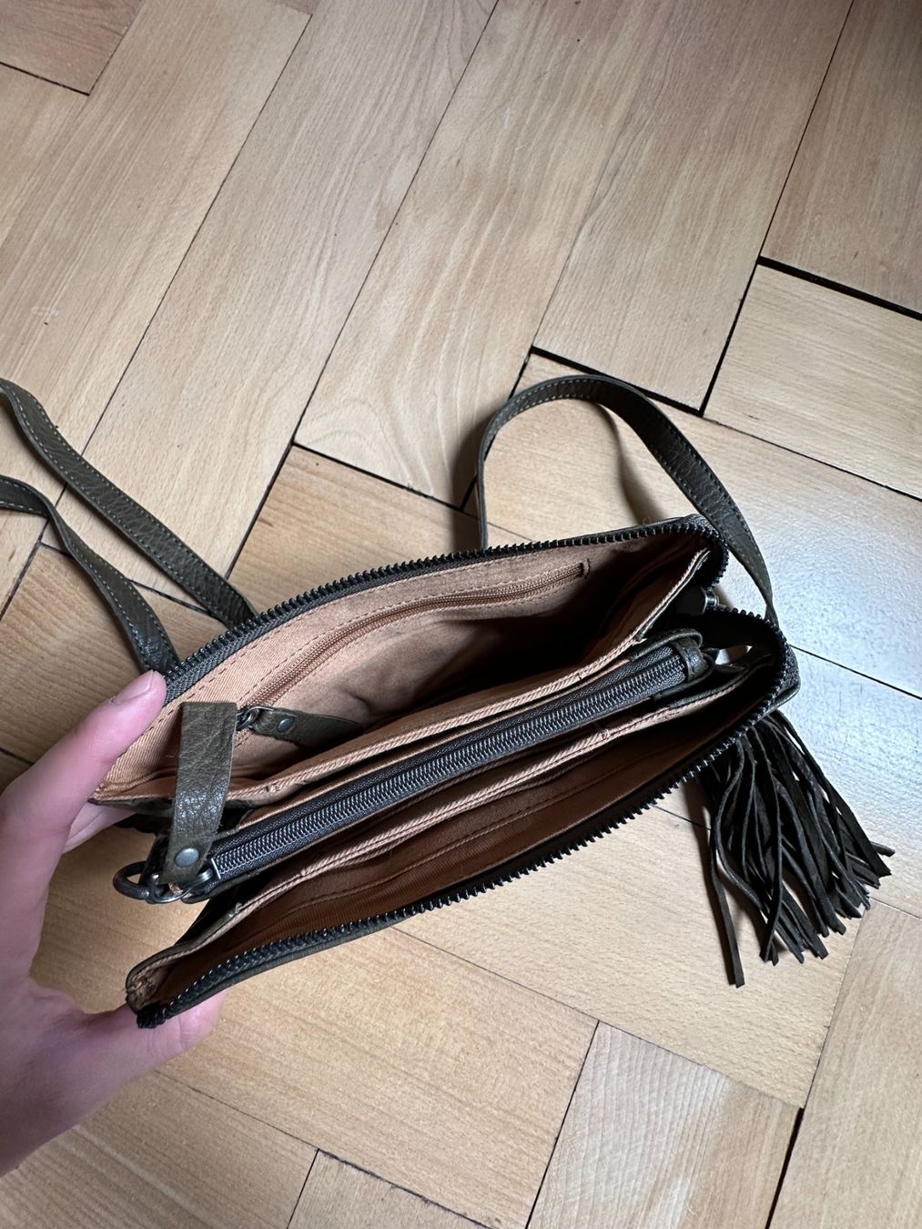 Sacs femmes: BAG2BAG - Leder Umhängetasche taupe – D'occasion à Zürich par Diazaio 1