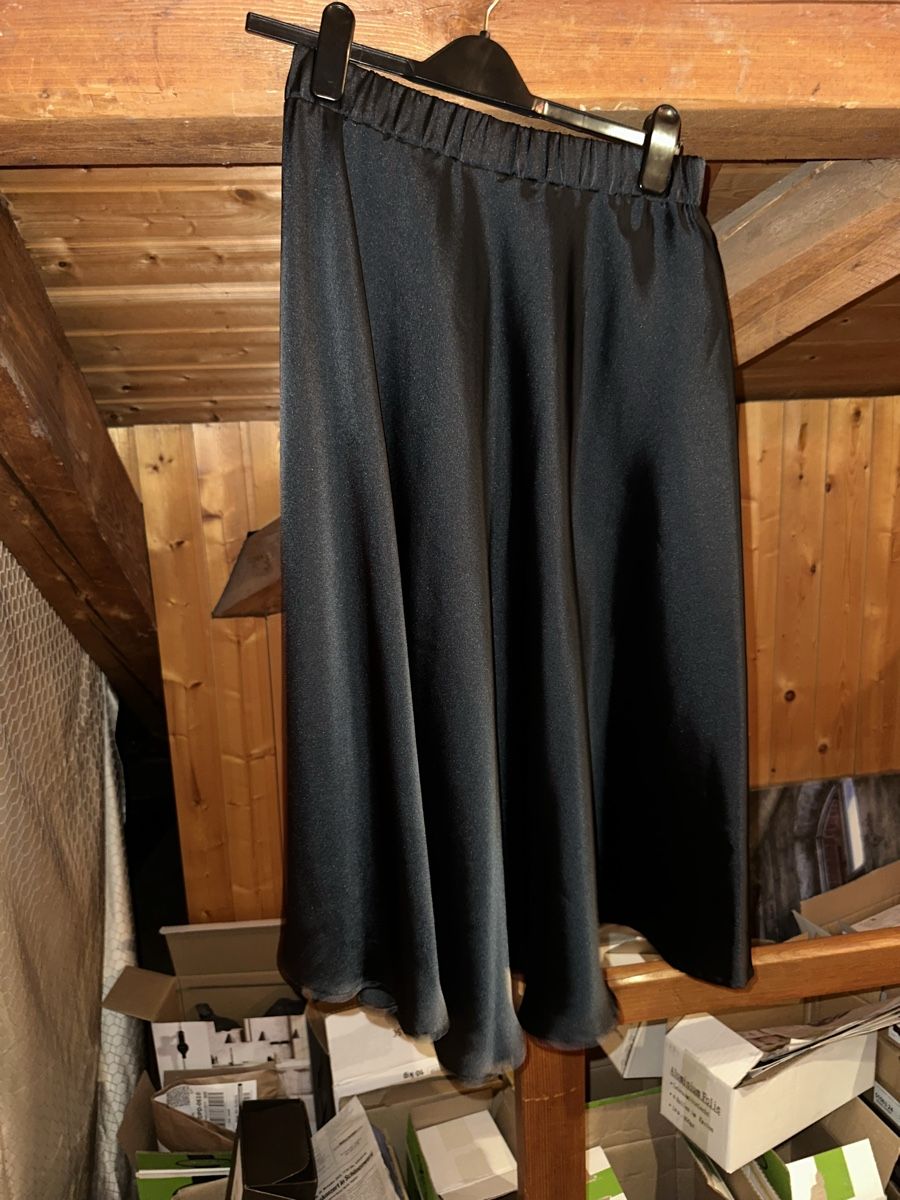 Max Mara Gonne: Smaragd Grüner rock, Grösse 34 Intrend – Nuovo (secondo la descrizione) da Erlinsbach SO venduto da aka_5b2y 6
