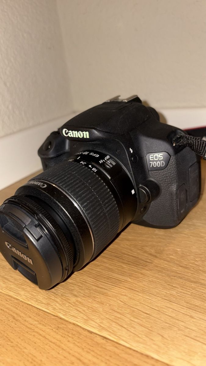 Canon Kamera: Canon EOS 250D Spiegelreflexkamera mit 2 Objektiven – Gebraucht aus Bichwil von lau_b872 6