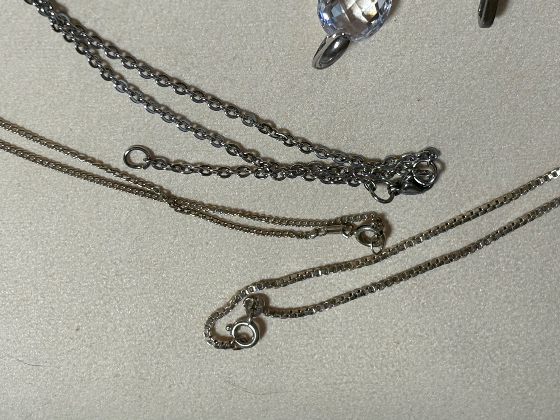 Autres bijoux: Schmucklot mit und ohne Stempel – D'occasion à St. Peterzell par verena40 2