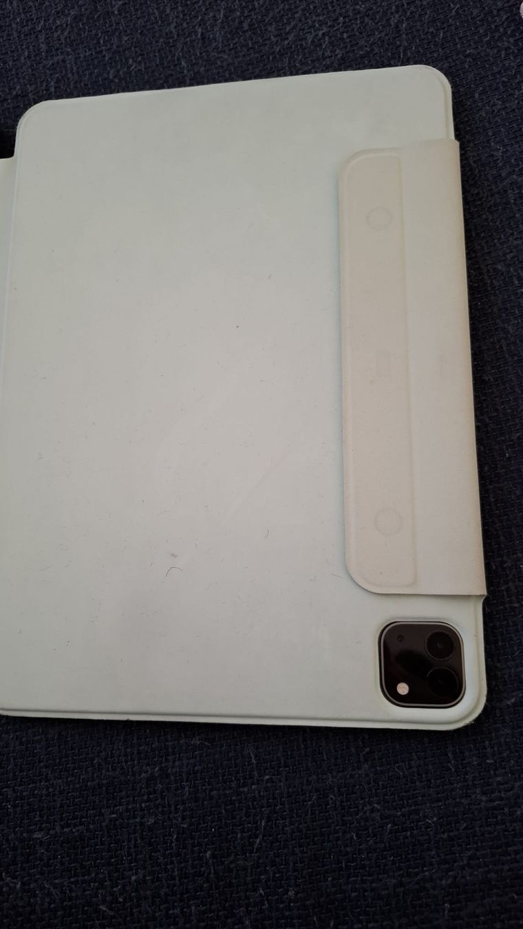 Apple Tablet PC: ipad 11 pro 4.gen – Usato da Luzern venduto da ziyaince40 2