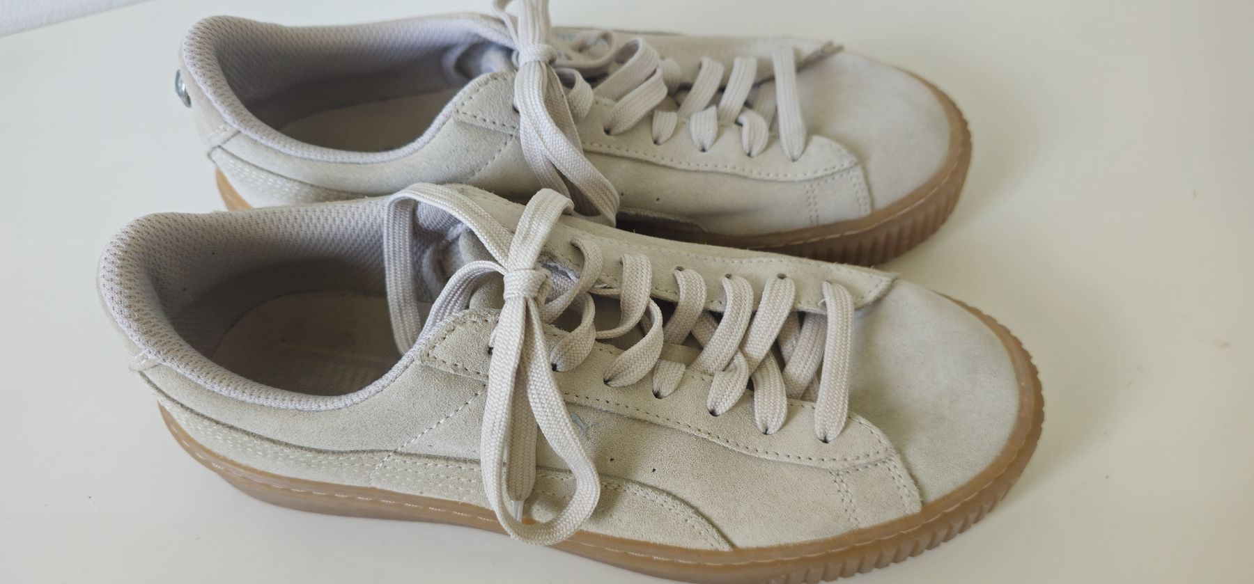 Puma Scarpe da donna: Puma Sneaker Gr. 38,5 beige – Nuovo (secondo la descrizione) da Luzern venduto da TausendD 3