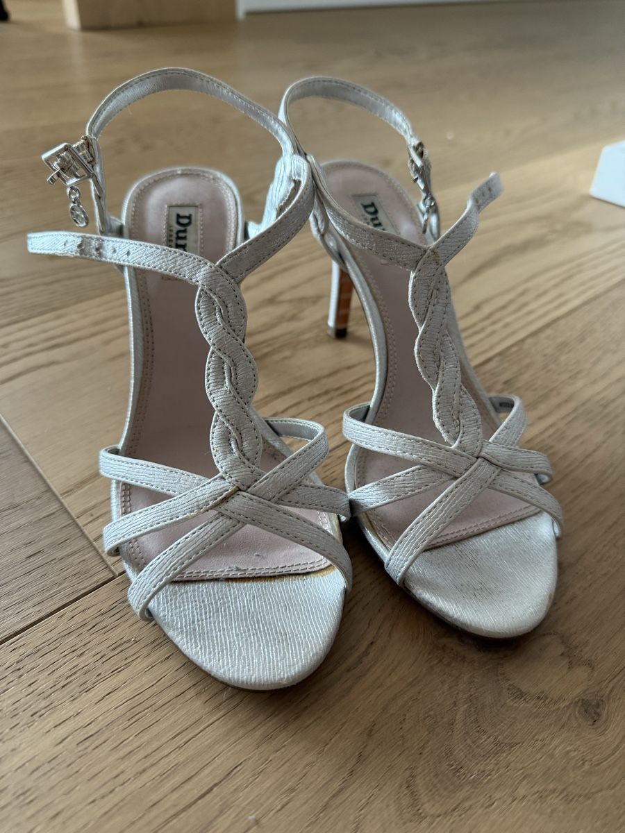 Scarpe da donna: Dune London Sandalen Grösse 36 – Usato da Wettswil venduto da Catli610