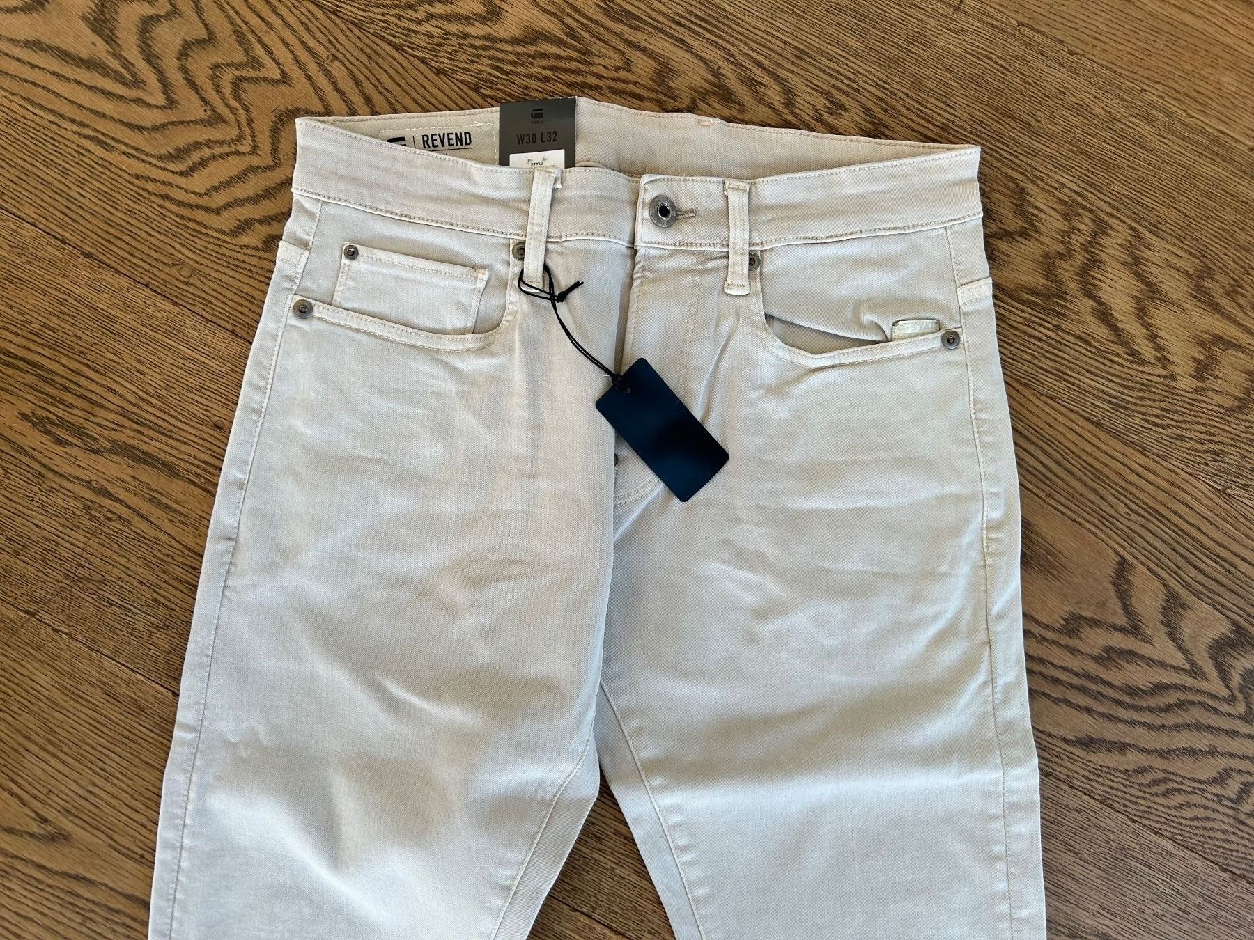 G-Star Pantaloni: Jeans, G-Star //NEU// 30/32 – Nuovo (secondo la descrizione) da Stettfurt venduto da outlet72 2