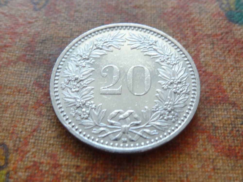 Tutti le monete: 20 Rp. 2011 – Usato da Romanel-sur-Lausanne venduto da Swift13 1