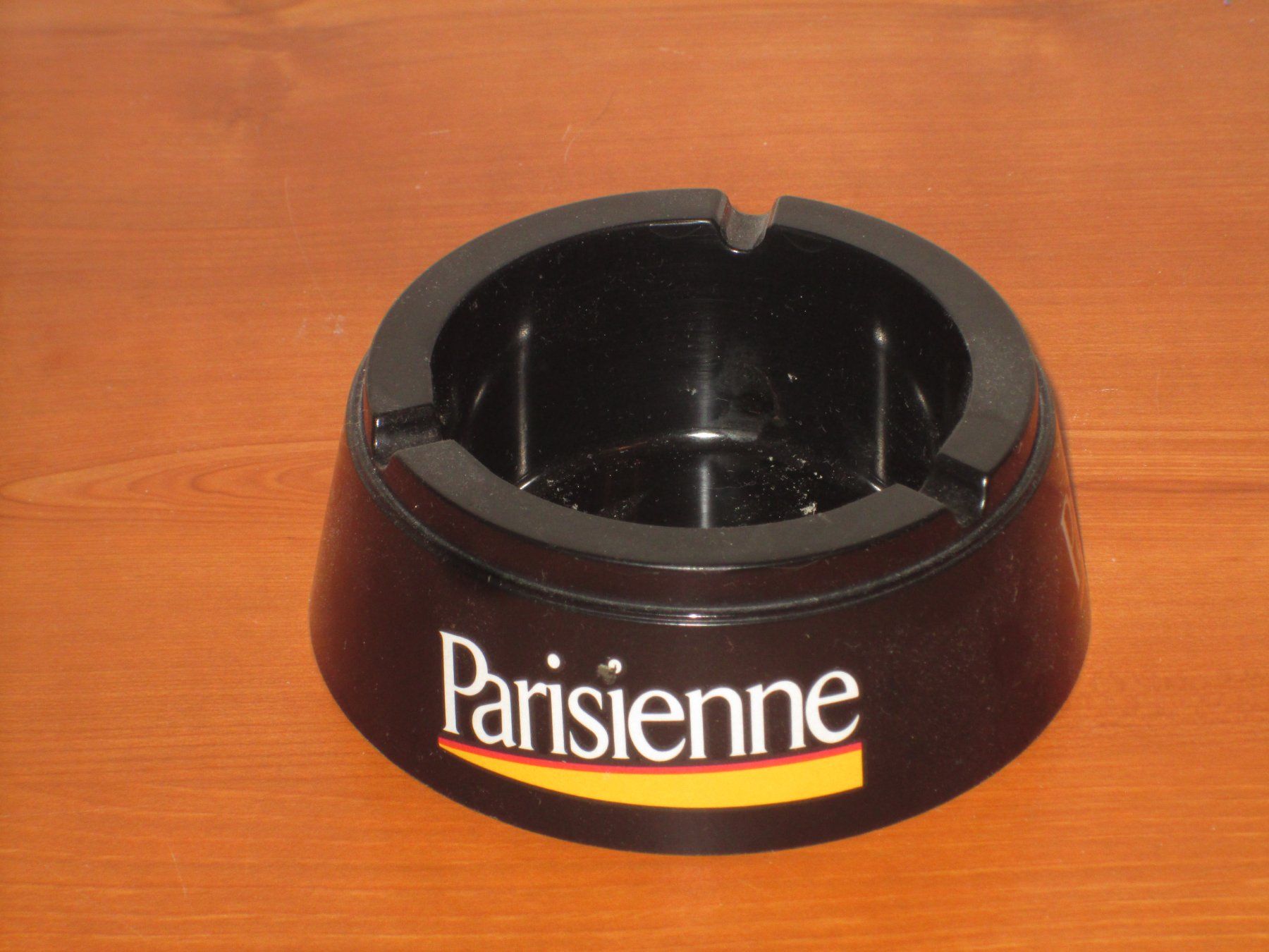 Cendriers: Cendrier publicitaire Parisienne – D'occasion à Bonfol par zagato43e