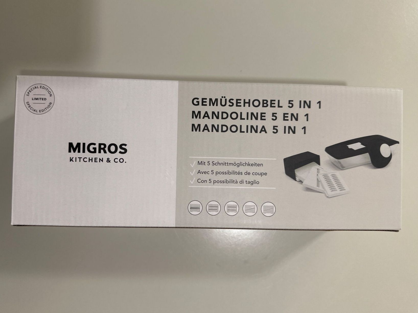 Migros Elettrodomestici da cucina: Gemüsehobel 5 in 1 Migros Kitchen & Co – Nuovo e nell'imballaggio originale da Biberist venduto da ShopSoltan