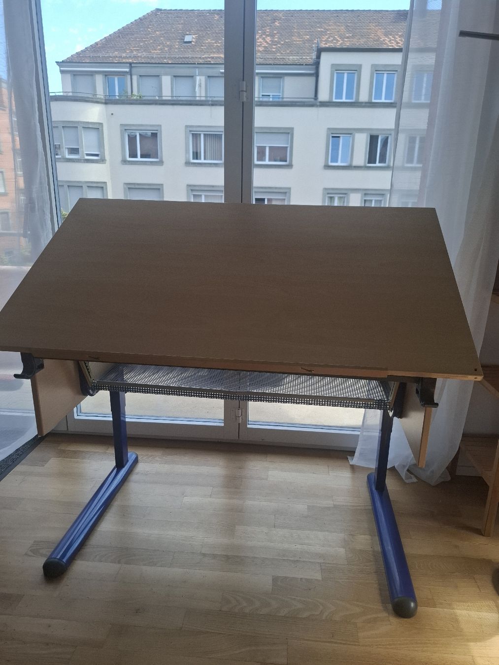 Scrivanie: Einstellbarer Schreibtisch – Usato da Zürich venduto da cyr_2sys 2