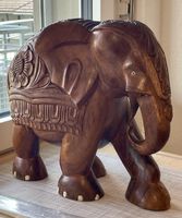 Holzelefant handgeschnitzt, massiv,  guter Zustand