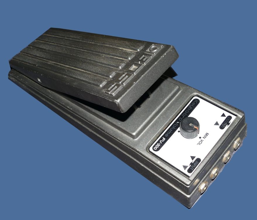 Boss FV-200 Keyboard Volume Pedal | Comprare su Ricardo