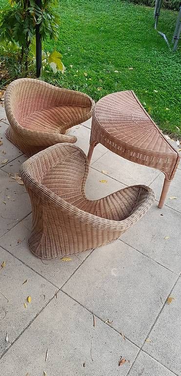 Set di tavolo e panche: Chaises "lotus" et table yoga – Usato da Vouvry venduto da corvvin 3