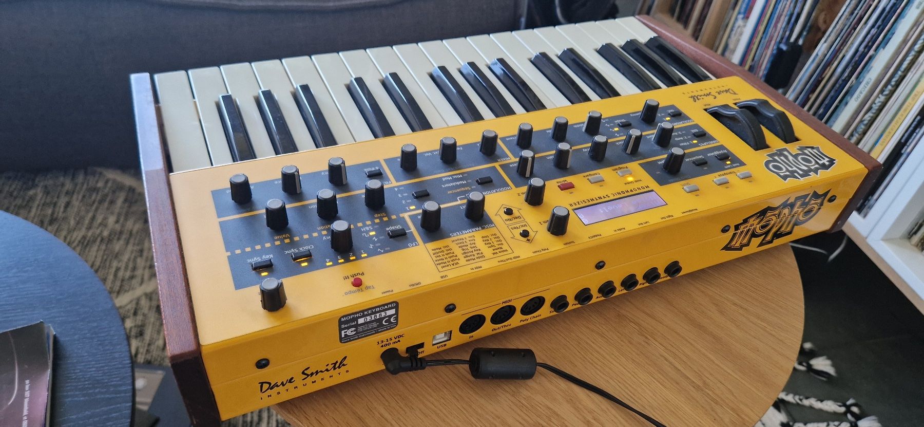 Instruments de musique: DSI Dave Smith Mopho Synthesizer – D'occasion à Sion par Chris_p68 2